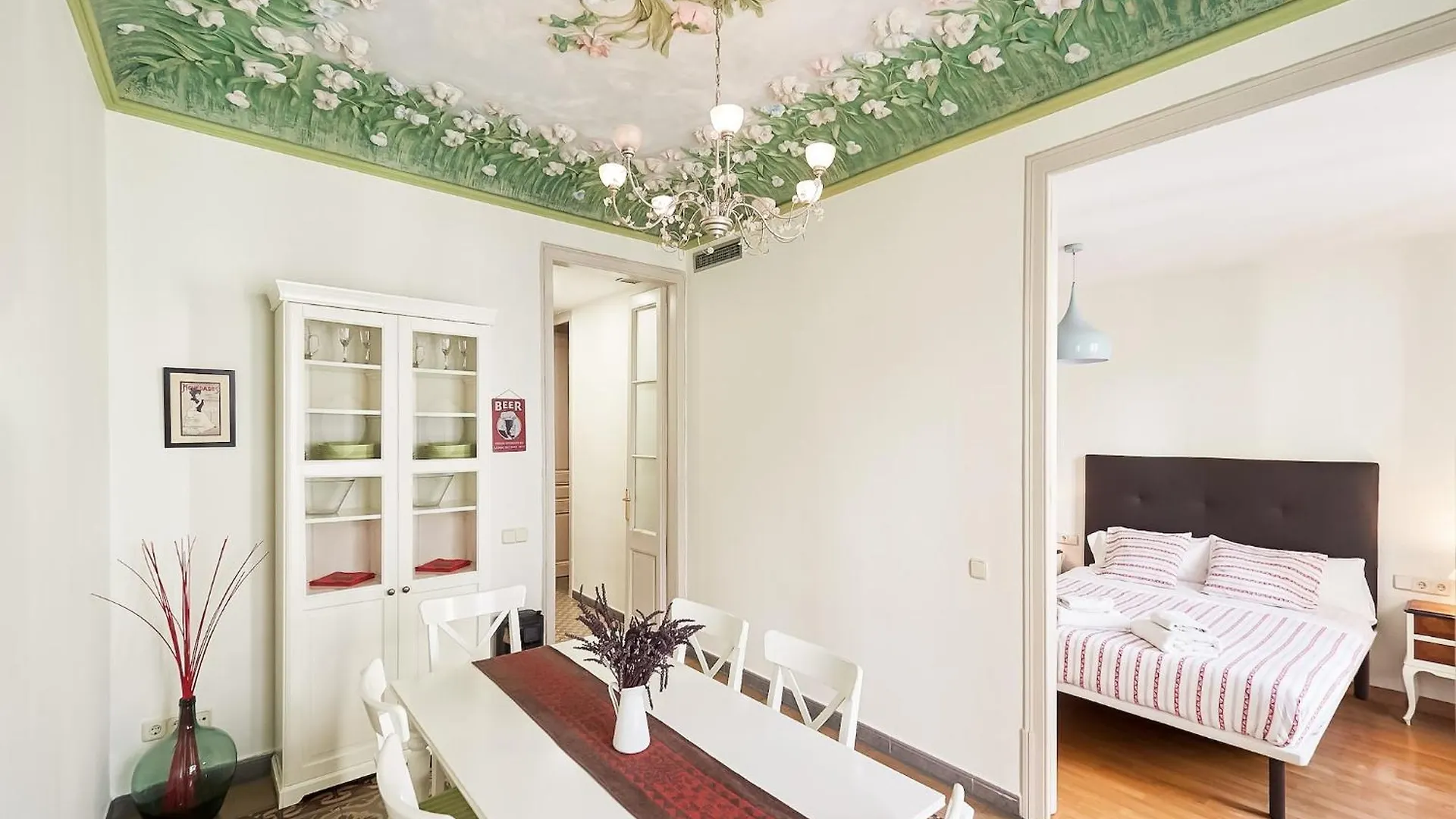 Modern Villa In Eixample With Sea Near Barcelona 0*,  Spanien